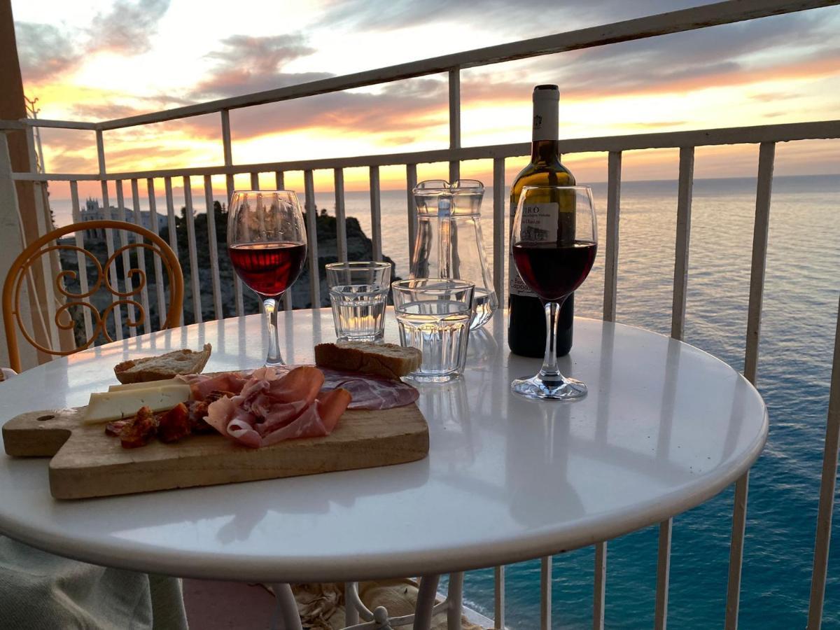Isola Bella Sea-View Apartment Tropea Ngoại thất bức ảnh